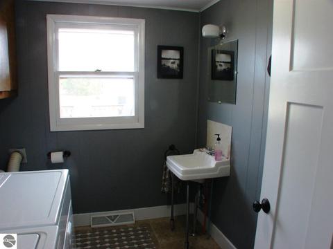 3740 W Washington Rd, Ithaca, MI 48847 photo 12
