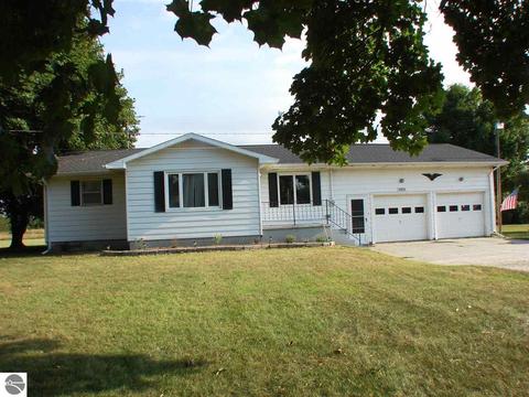 3740 W Washington Rd, Ithaca, MI 48847 photo 1