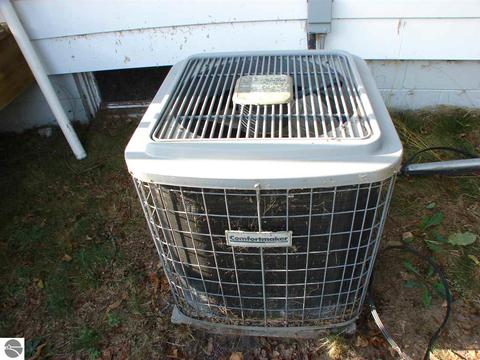 3740 W Washington Rd, Ithaca, MI 48847 photo 8