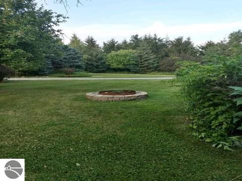 1718 W Maple Ridge Rd, Twining, MI 48766 photo 4