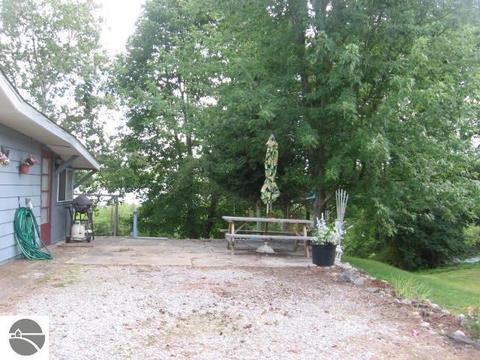 2880 E Lake Dr, Lupton, MI 48635 photo 4