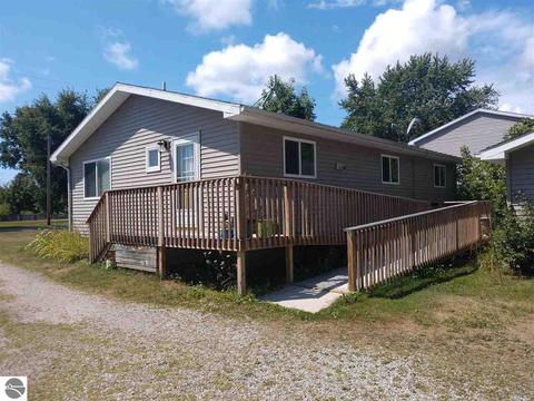 635 E Michigan Ave, Au Gres, MI 48703 photo 5