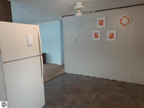 635 E Michigan Ave, Au Gres, MI 48703 photo 8
