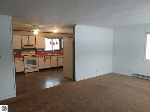 635 E Michigan Ave, Au Gres, MI 48703 photo 12