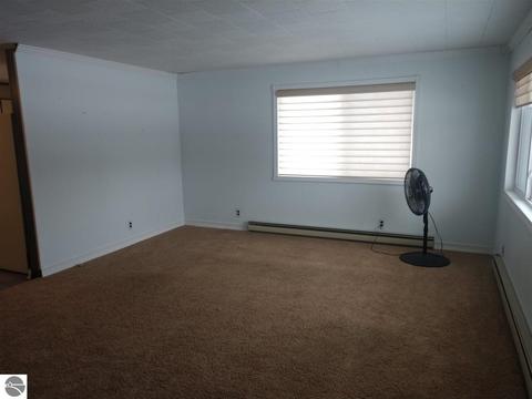 635 E Michigan Ave, Au Gres, MI 48703 photo 11