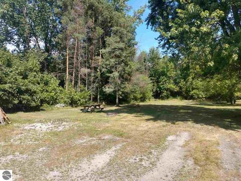 635 E Michigan Ave, Au Gres, MI 48703 photo 6