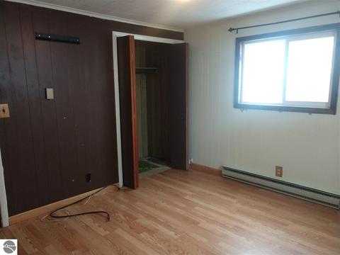 635 E Michigan Ave, Au Gres, MI 48703 photo 21