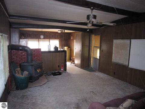 4142 Deckerville Rd, Lupton, MI 48635 photo 23