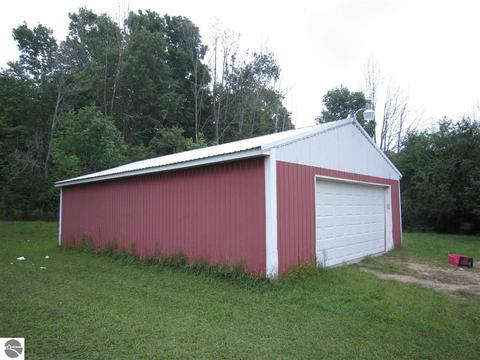 4142 Deckerville Rd, Lupton, MI 48635 photo 2
