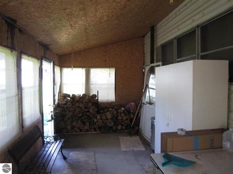 4142 Deckerville Rd, Lupton, MI 48635 photo 12