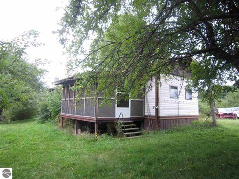 4142 Deckerville Rd, Lupton, MI 48635 photo 5