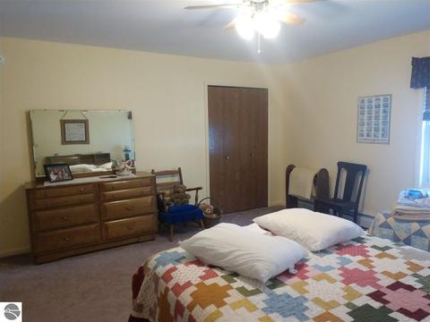328 N Huron, Au Gres, MI 48703 photo 32