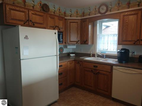 328 N Huron, Au Gres, MI 48703 photo 12