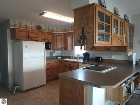 328 N Huron, Au Gres, MI 48703 photo 11