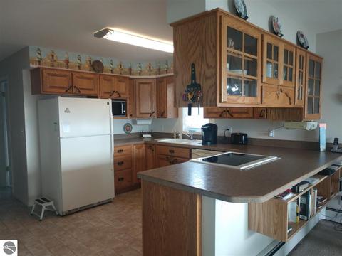 328 N Huron, Au Gres, MI 48703 photo 21