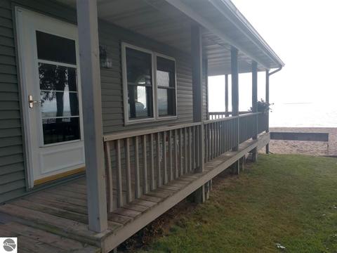 328 N Huron, Au Gres, MI 48703 photo 9