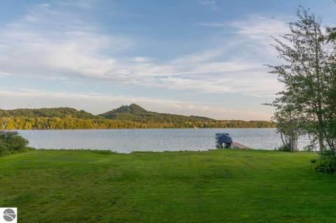 1104 E Traverse Lake Rd, Cedar, MI 49621 photo 3