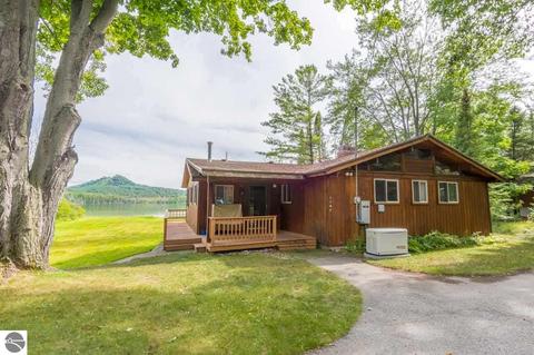 1104 E Traverse Lake Rd, Cedar, MI 49621 photo 2