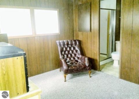 8575 E Monroe Rd, Wheeler, MI 48662 photo 9