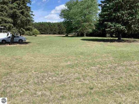 11494 W Washington, Sumner, MI 48889 photo 7