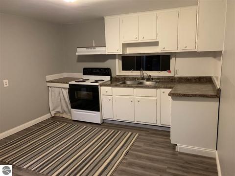 11494 W Washington, Sumner, MI 48889 photo 3