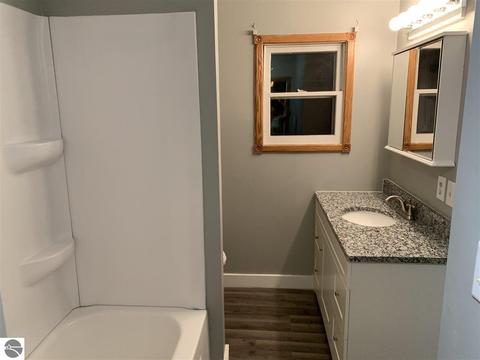 11494 W Washington, Sumner, MI 48889 photo 6