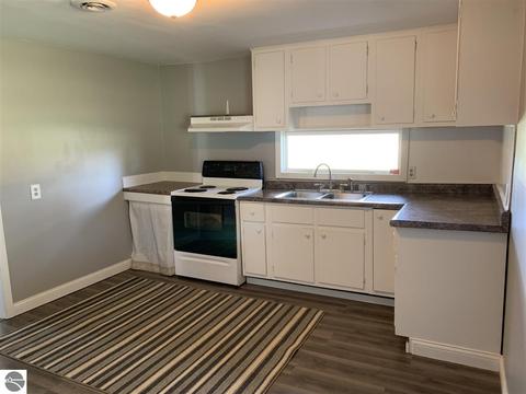 11494 W Washington, Sumner, MI 48889 photo 17