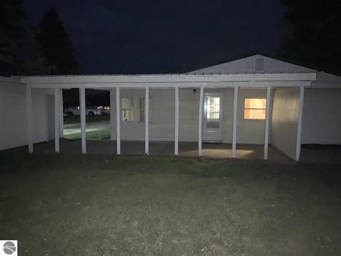 11494 W Washington, Sumner, MI 48889 photo 21