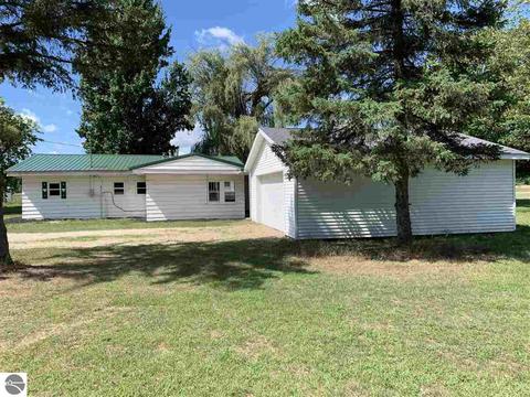 11494 W Washington, Sumner, MI 48889 photo 16