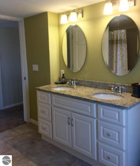 2433 S Ely Hwy, Ithaca, MI 48847 photo 5