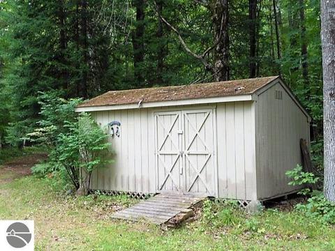 1608 Sensabaugh Rd, Lupton, MI 48635 photo 16