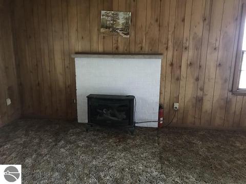 202 Chestnut Rd, Roscommon, MI 48653 photo 11