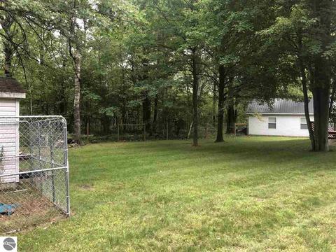 860 S Greendale Rd, Shepherd, MI 48883 photo 23
