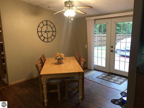 860 S Greendale Rd, Shepherd, MI 48883 photo 5