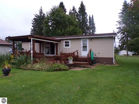 2855 E Lake Dr, Lupton, MI 48635 photo 3