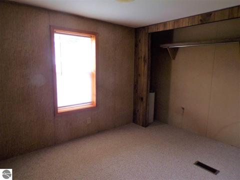 2855 E Lake Dr, Lupton, MI 48635 photo 21