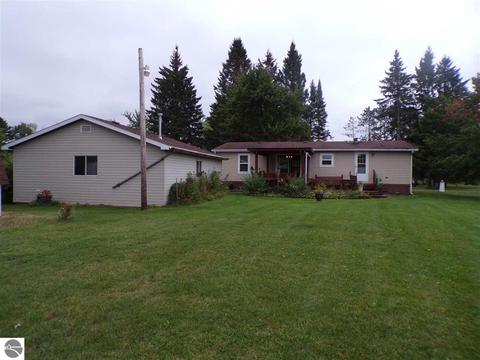 2855 E Lake Dr, Lupton, MI 48635 photo 4