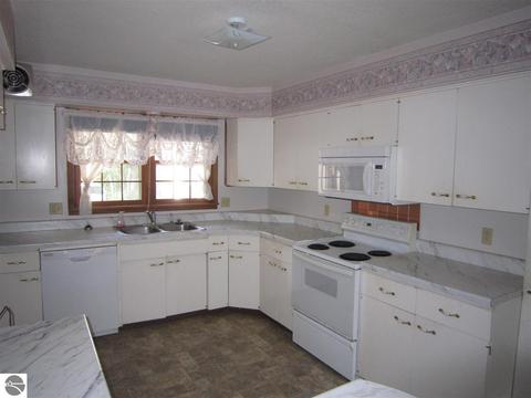 3010 Crozier Rd, Lupton, MI 48635 photo 9