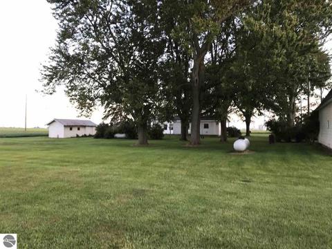1591 E St Charles Rd, Ithaca, MI 48847 photo 43