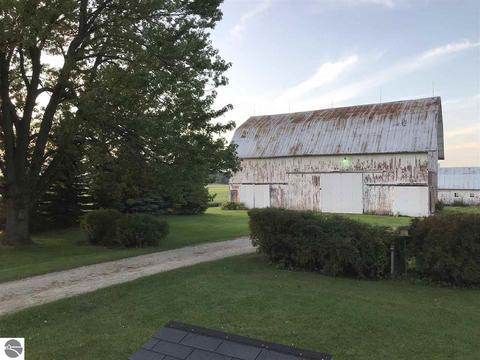 1591 E St Charles Rd, Ithaca, MI 48847 photo 37