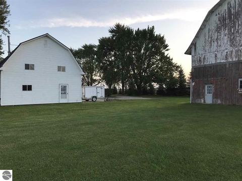 1591 E St Charles Rd, Ithaca, MI 48847 photo 57