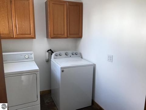 1591 E St Charles Rd, Ithaca, MI 48847 photo 33