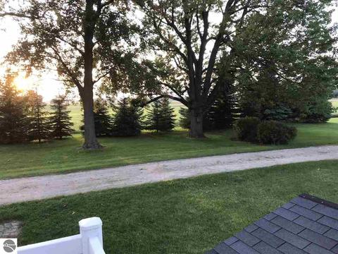 1591 E St Charles Rd, Ithaca, MI 48847 photo 38