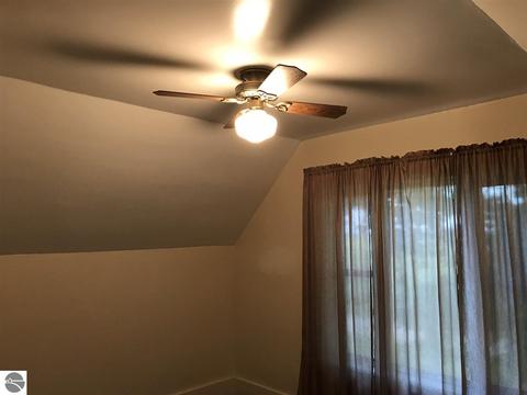 1591 E St Charles Rd, Ithaca, MI 48847 photo 9