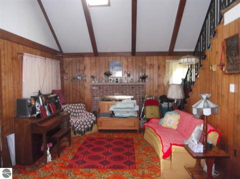 5209 Rose City Rd, Lupton, MI 48635 photo 7