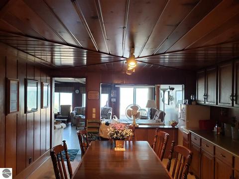 746 Point Ln, Au Gres, MI 48703 photo 13
