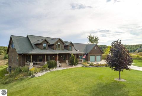 6541 E Hillside Dr, Cedar, MI 49621 photo 5