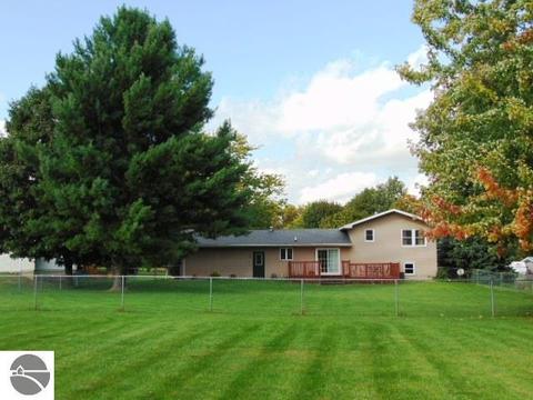 480 Norton Gibbs Dr, Ithaca, MI 48847 photo 31