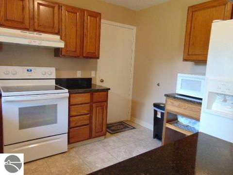 480 Norton Gibbs Dr, Ithaca, MI 48847 photo 7