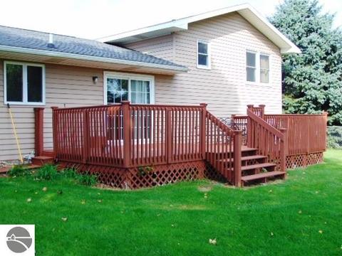480 Norton Gibbs Dr, Ithaca, MI 48847 photo 3